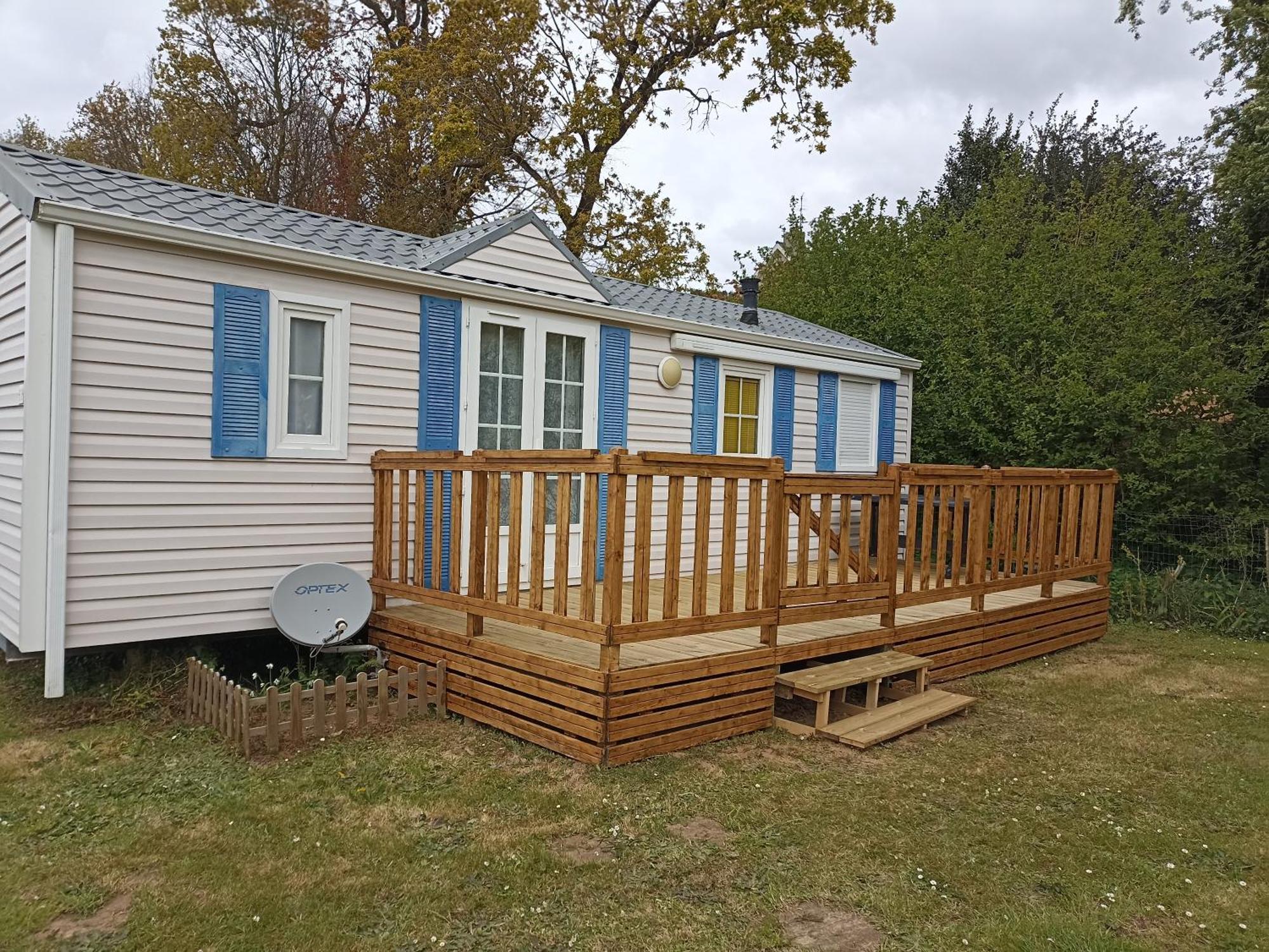 Mobil-Home Dans Camping Municipal Kermaria-Sulard Экстерьер фото
